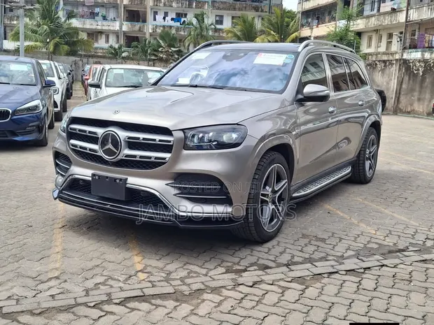Mercedes-Benz GLS 400d 2022 Gold - 1