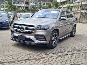 Mercedes-Benz GLS 400d 2022 Gold