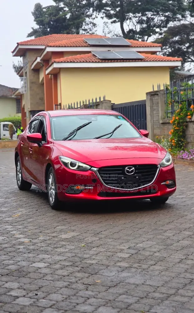 Mazda Axela 2019 Nyekundu - 1