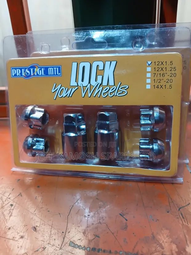 Wheel Lock Nuts for Toyota/Nissan - 1