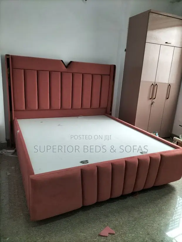 Superior Beds 5x6 Terracotta V-Notch Chester Bed - 1