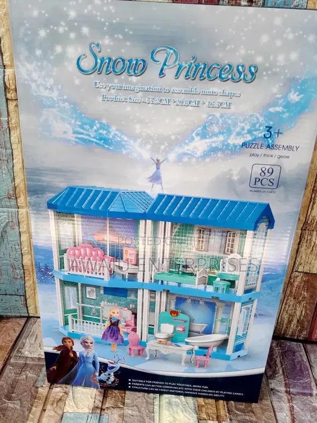 Princess Snow Doll House with Pool and Bridge - 1