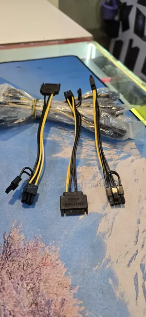 SATA to 6-Pin + 2-Pin GPU Power Adapter