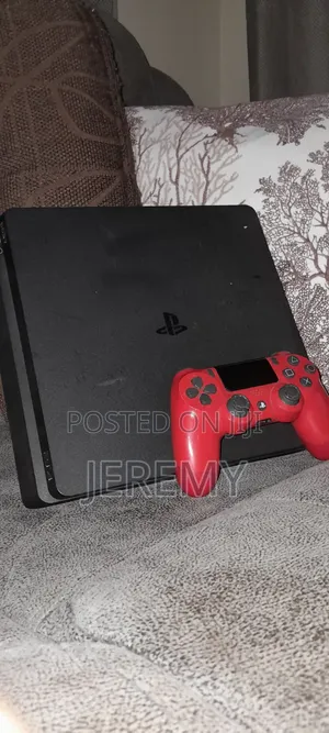Playstation 4 Slim with FC 24