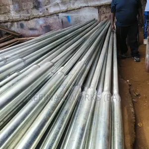 Refinar Nguzo za Mwangaza wa Barabarani za Chuma kwa Miradi ya Nairobi