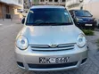 Toyota Sienta 2015 Silver - 5