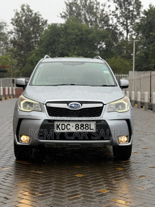 Subaru Forester XT 2014 Burgundy - 1