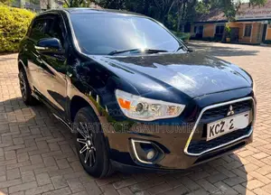 Mitsubishi RVR 2.0 2012 Nyeusi