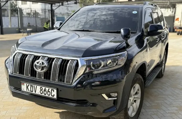 Toyota Land Cruiser Prado 2018 Black - 1