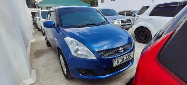 Suzuki Swift 2012 Blue - 1