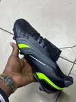 Viatu vya Mpira wa Miguu Nyeusi & Kijani (Size 37-45) - 2