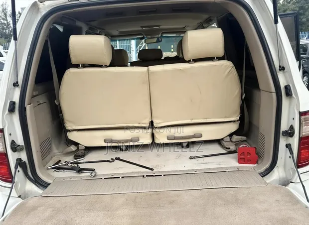 Lexus LX 470 AWD 2000 Nyeupe - 1
