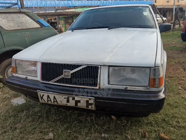 Volvo S90 1997 White - 1