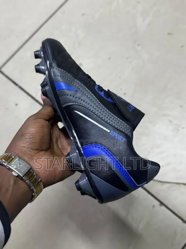 Kids Blue Black Lightweight Sports Football Boots 31-37 - 1