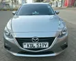 Mazda Axela 2015 Nyeupe - 2