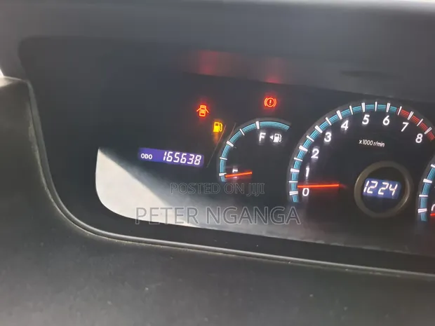 Toyota Noah 2.0 158hp FWD (8 Seater) 2011 Black - 1