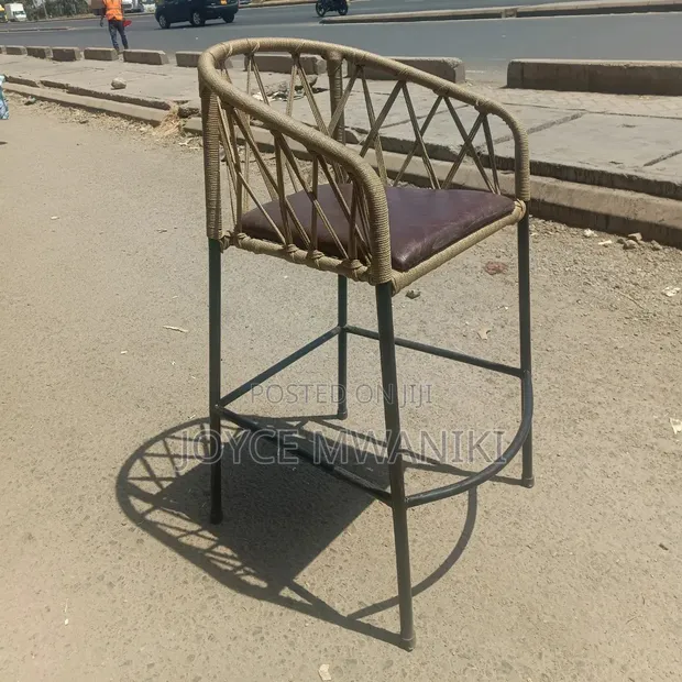 Kiti cha Juu cha Rattan kilichofumwa - 1
