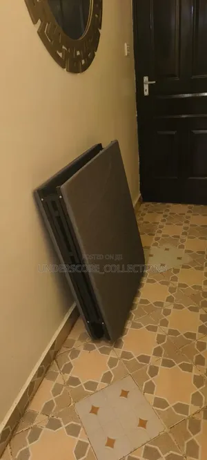 Brand New iSi Foldable Bed for Visitors & Camping