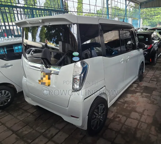Nissan Dayz 2017 White - 1