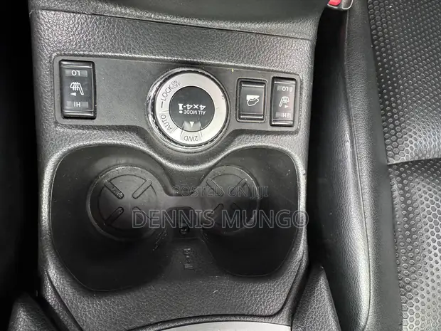 Nissan X-Trail 2.0 Petrol FWD 2014 Black - 1
