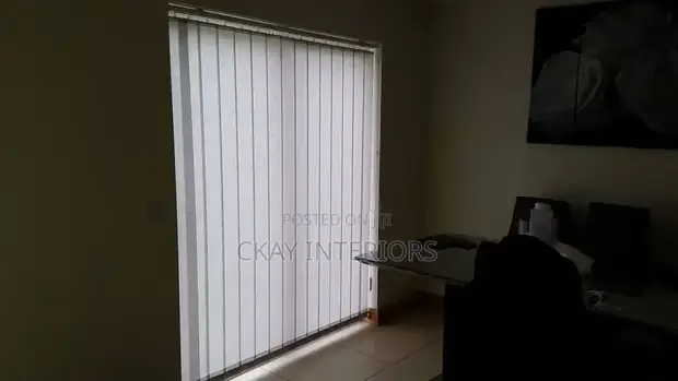 Vertical Blinds kwa Maofisi - 1
