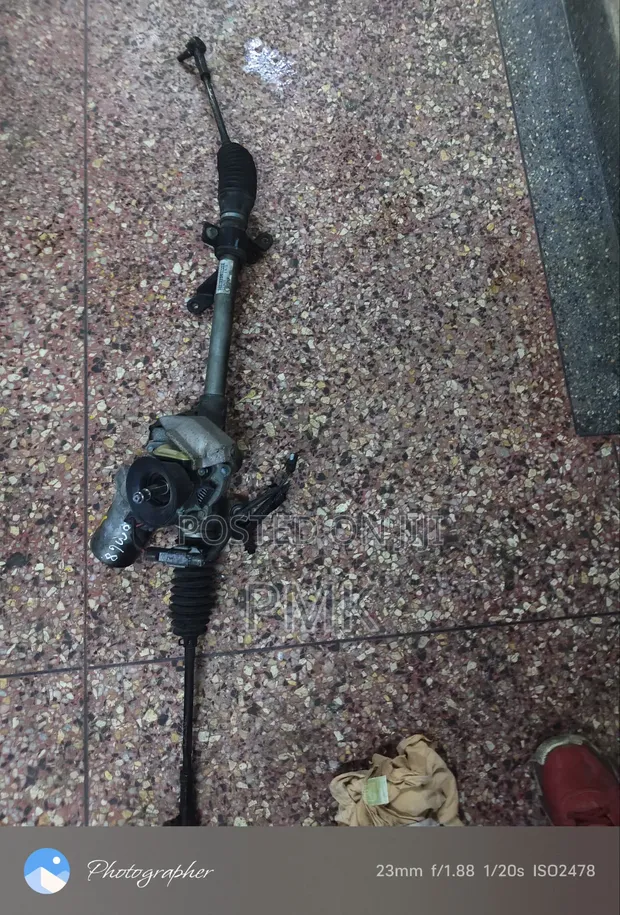 Suzuki Swift Old Model Steering Rack - 1