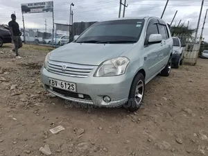 Toyota Raum 1.5 FWD 2006 Kijani