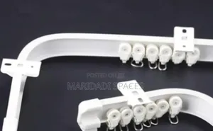 Curved Bendable Curtain Rails - Nyeupe