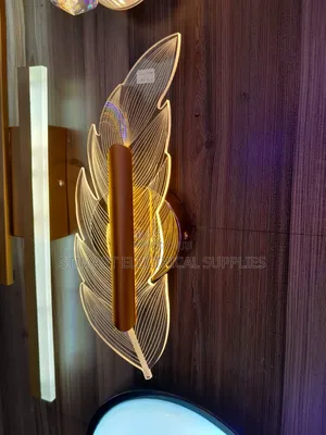 Leaf Shape LED Wall Bracket Light