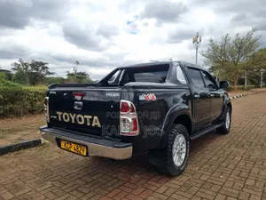 Toyota Hilux 2010 Double Cab