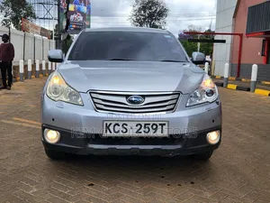 Subaru Outback 2012 Fedha