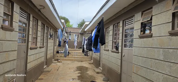 Duplex ya Vyumba 16 Inauzwa Kapsoya, Eldoret - 1