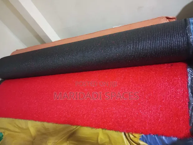 25mm Red Artificial Grass Carpet - Brand New - 1