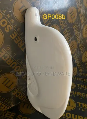 Baby Urinal Divider - White