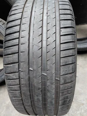 Matairi 265/40R22 Michelin Pilot Sport 4