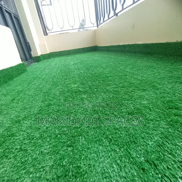 15mm Synthetic Grass Carpet - Tayari kwa Balcony - 1