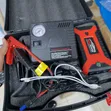 Compact Jump Starter na Air Pump & LED Light - 2