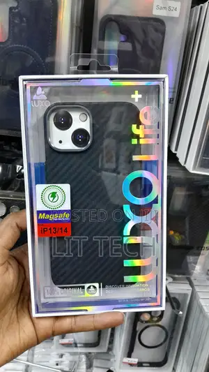 LUXO Life Carbon Fiber Case kwa iPhone 13/14