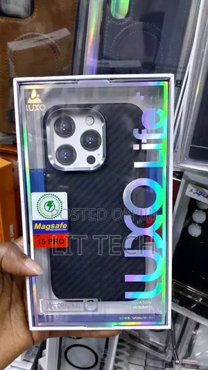 iPhone 15 Pro Carbon Fiber Case