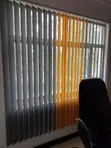Ufungaji wa Pazia za Ofisi za Premium Zenye Milia Wima - 1