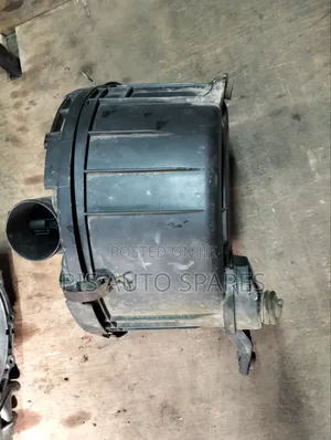 Toyota Hilux Vigo Kifuniko cha Kichujio cha Hewa (Kimetumika)