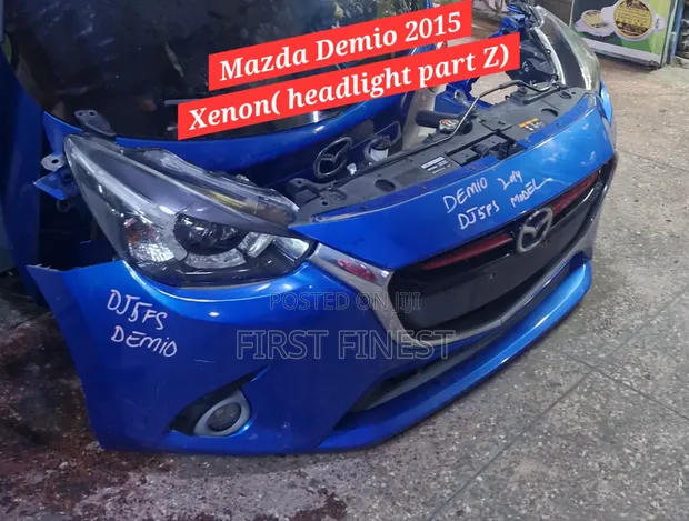 Mazda Demio 2015 Xenon Nosecut - 1