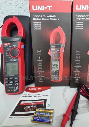 UNI-T Clamp Meter 1000A AC/DC