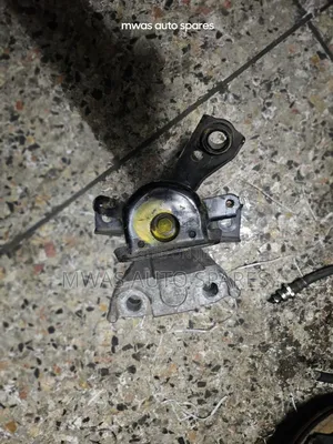 Toyota RAV4 Engine Mounting - Excellent Used Condition