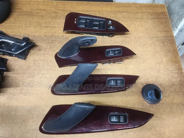 Toyota Mark X GRX120 Complete Door Handles & Switches - 1