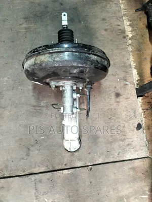 Used Isuzu D-MAX Brake Booster