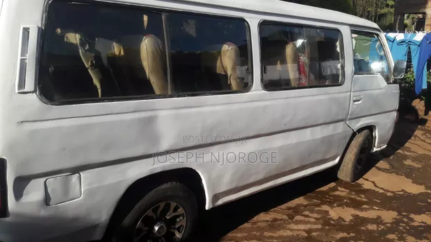 Nissan Caravan (Urvan) 2017 White - 1