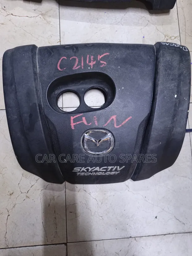 Engine Cover Mazda 3 2017 - 1