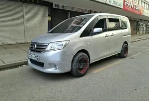 Nissan Serena 2013 Silver Inaketi Watu 7