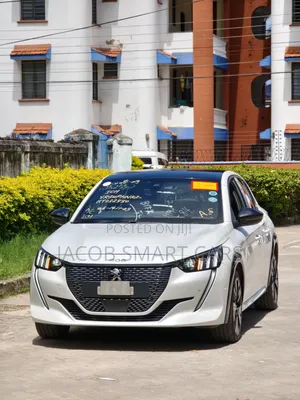 Peugeot 208 GT 2021 White